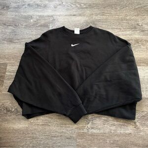 Nike Women’s Black Cropped Sweater